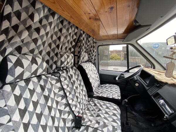 Sevillana - Renault Trafic 1990 - Imagen 2